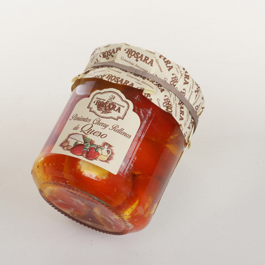 Pimiento cherry Queso - Mini-Paprika gefüllt mit Käse und Mandeln