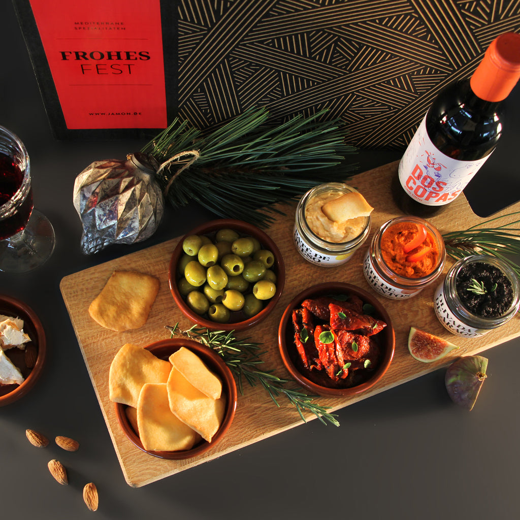 FROHES FEST - Weihnachtliche Geschenk-Box mit edlen Patés, Rotwein und Turrón