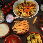 KÖSTLICHES AUS DEM SÜDEN – Schlemmerpaket mit mediterraner Feinkost