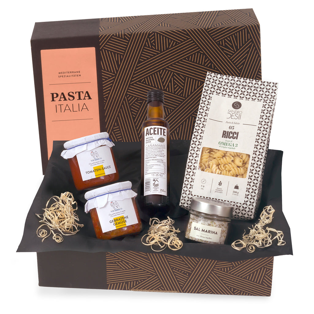 PASTA ITALIA - Schlemmerkiste mit Nudeln, Saucen, Olivenöl & Meersalz