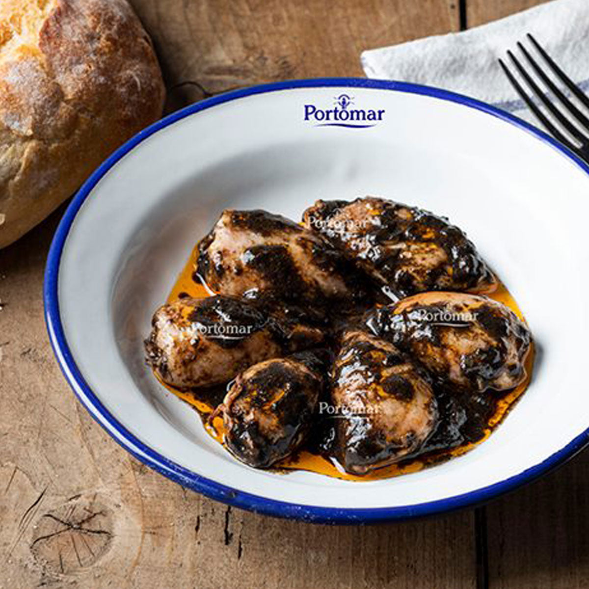 Chipirones en su tinta – Kleine Tintenfische in Tinten-Sauce