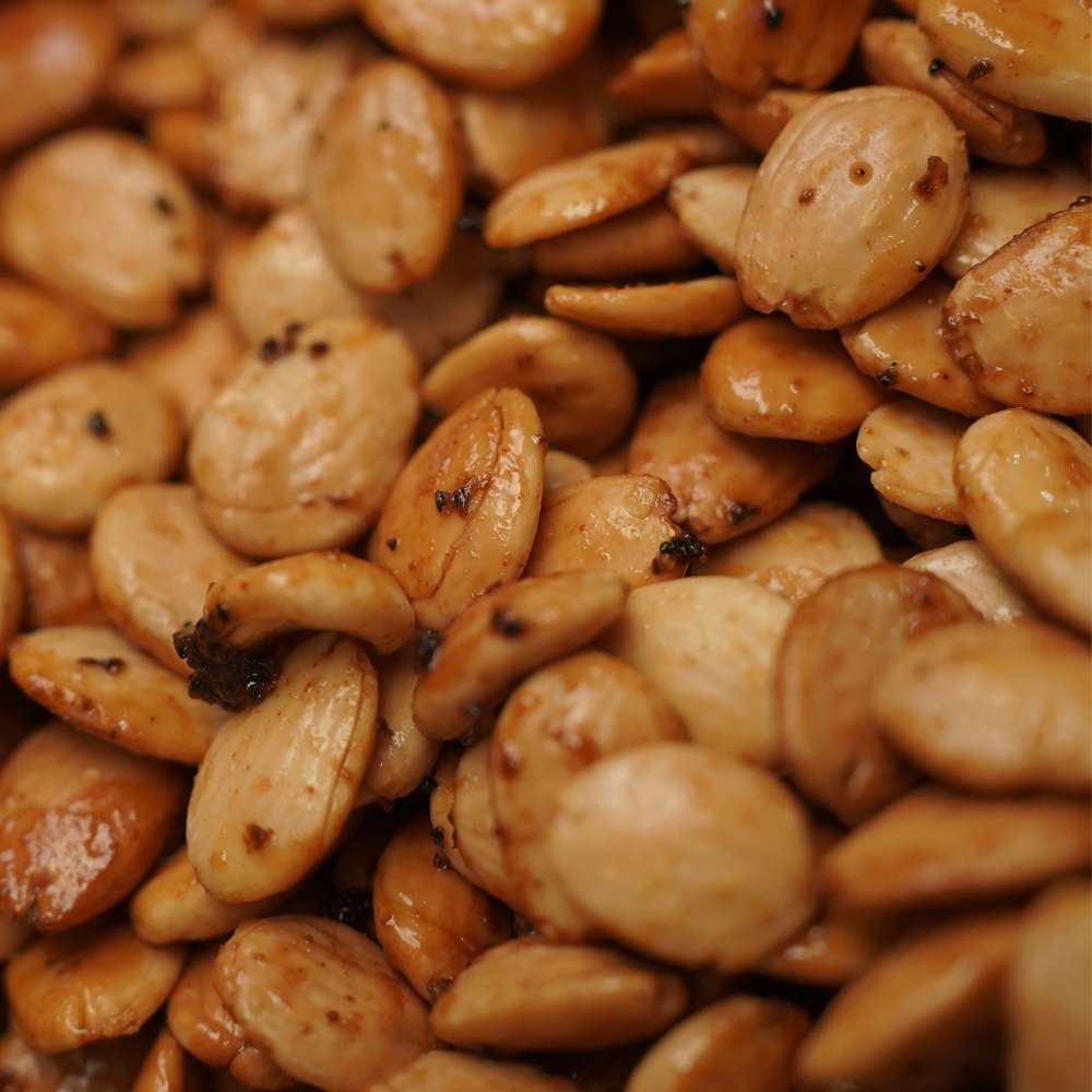 Valencia-Mandeln im Ofen geröstet - Mit Sommer-Trüffel